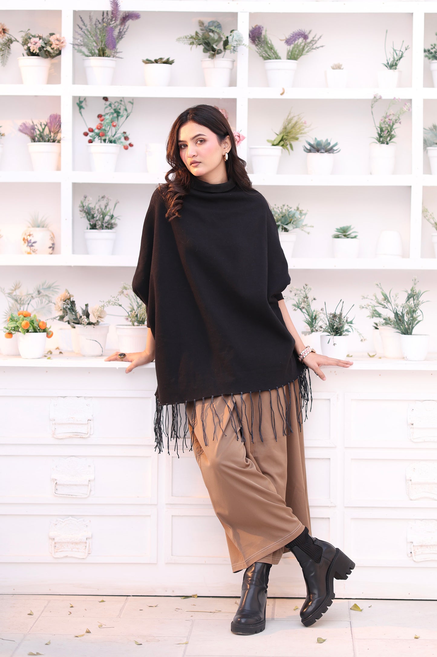 High Neck Cape Shawl (Black)