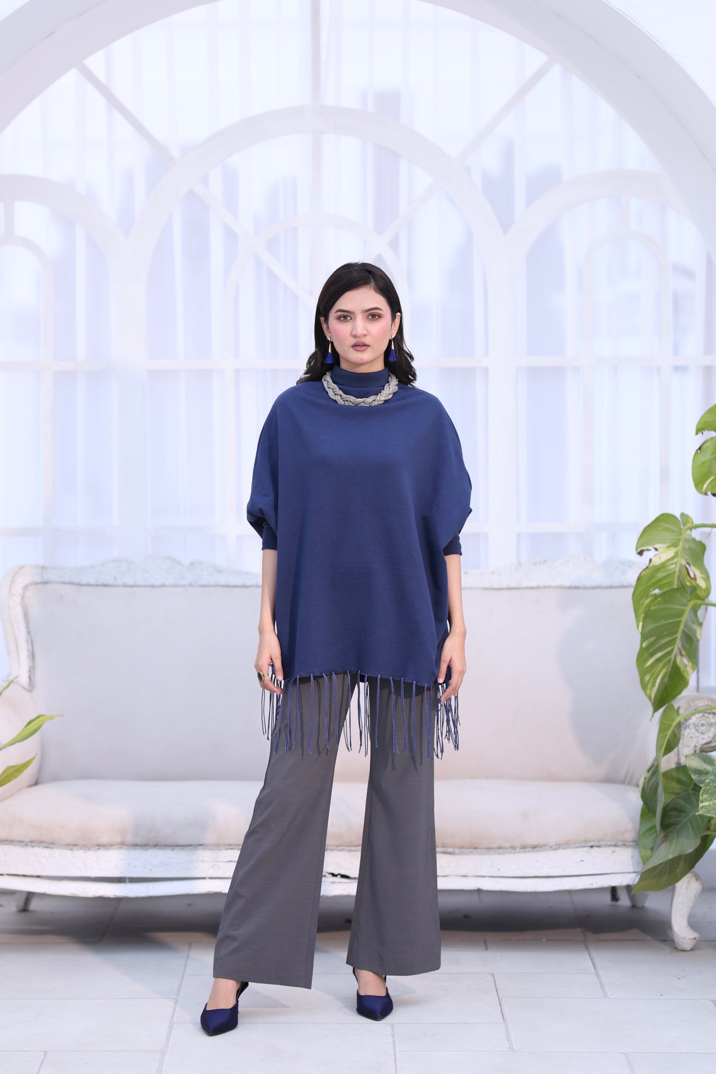 High Neck Cape Shawl (Black)