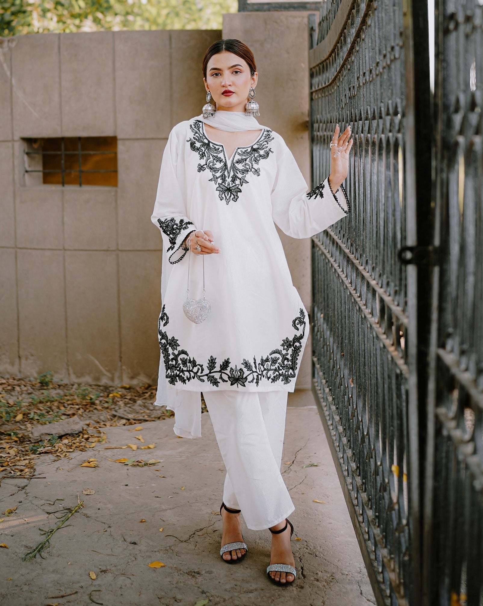 3 pcs white charm embroidered dress 3 pcs white charm embroidered dress
