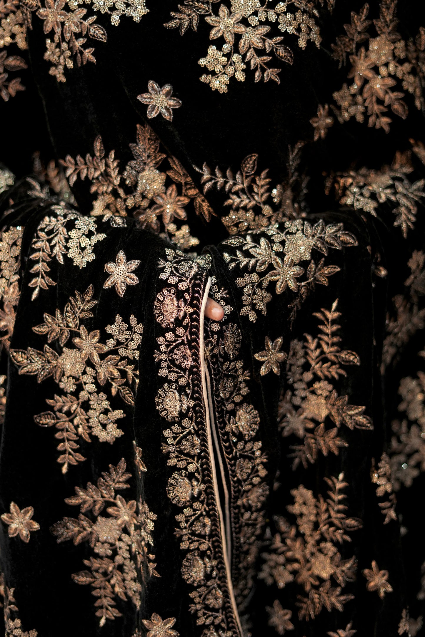 Black Pehnawa Shawl