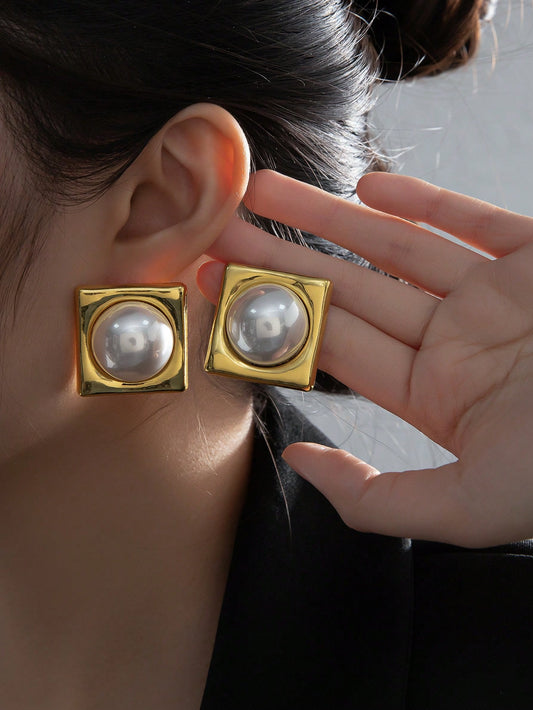 Pearl in square Earrings